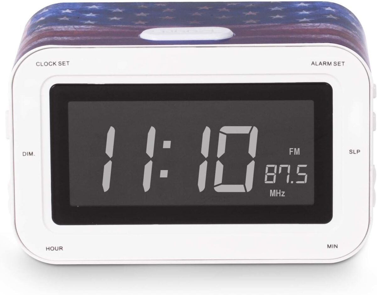 BIGBEN Radio-Réveil Enfant avec Grands Chiffres Design USA, Rouge, 16 x 10 x 9 cm – Image 3