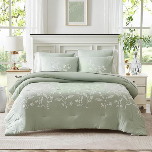 Ensemble de literie vert sauge brodé, taille Full – 6 pièces, style farmhouse avec broderies florales, couette toutes saisons avec draps et taies d’oreiller, complet pour double lit .