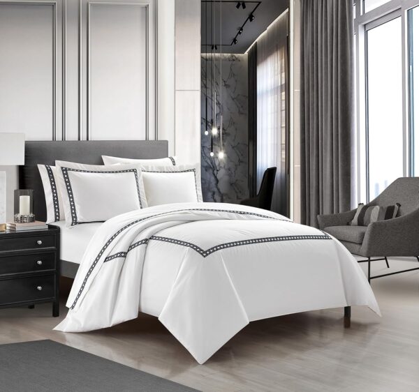 Ensemble de literie bohème brodé, taille Full – 6 pièces, style ferme western blanc et noir, couette toutes saisons avec draps, complet pour lit double. – Image 4