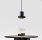 Lampe LED Suspendue en Pierre Volcanique Noire – Design Nordique Créatif, Luminaire Décoratif par d'Nik, Idéale pour Restaurant, Bar, Café ou Chambre à Coucher