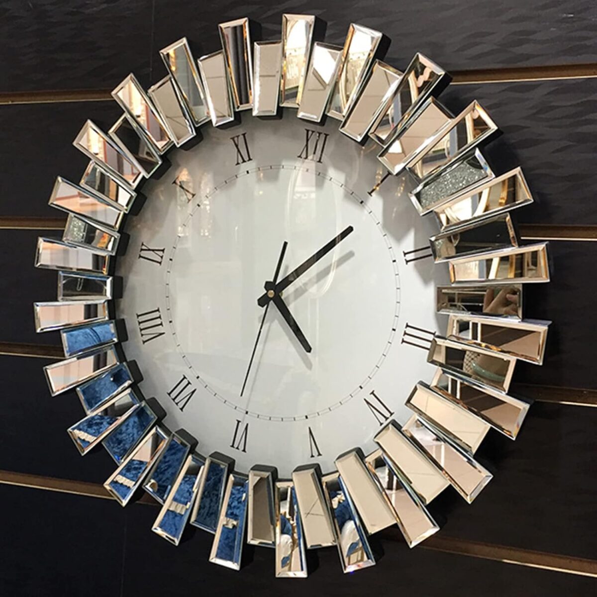 Grandes horloges murales pour décoration de salon, horloge murale décorative moderne de cuisine – Finition miroir en acrylique, chiffres romains. – Image 1