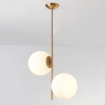 Suspension Globe à 2 lumières en métal doré avec Abat-Jour en Verre Blanc