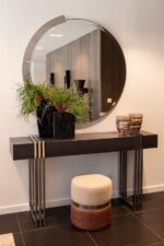Table console moderne dorée – Design géométrique pour entrée et salon – Image 3