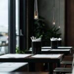 Lustre à une tête avec abat-jour en verre, suspensions en laiton, luminaire à suspension réglable – Image 3