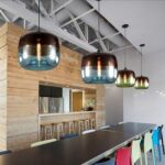 Lampe suspendue moderne et créative avec abat-jour en verre coloré, plafonnier – Image 3