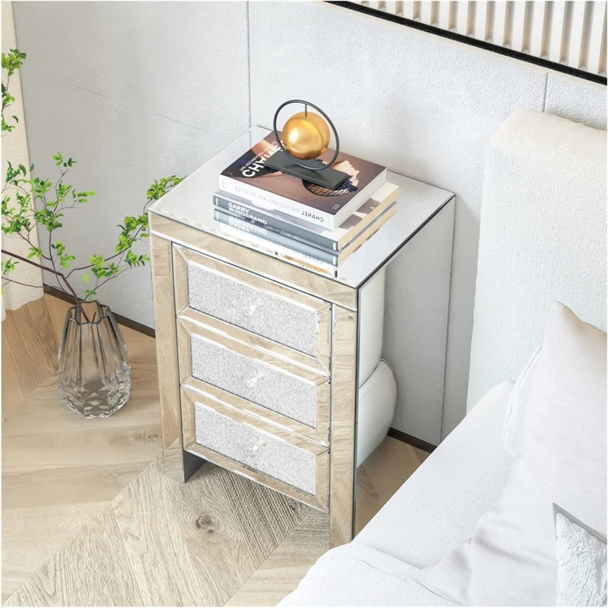 Table de Chevet Miroir Argenté avec 3 Tiroirs – Élégance et Rangement – Image 4