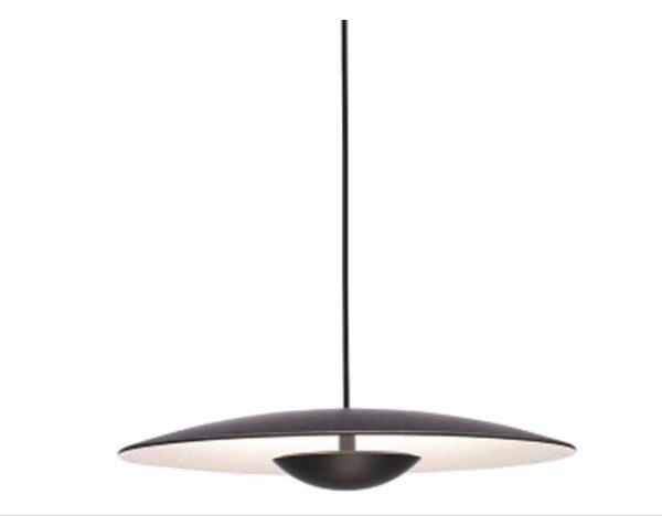 Suspension de salle à manger à rayures en chêne. Lampe à suspension ronde à éclairage décoratif pour la maison à LED. Appareils d'éclairage décoratifs longs