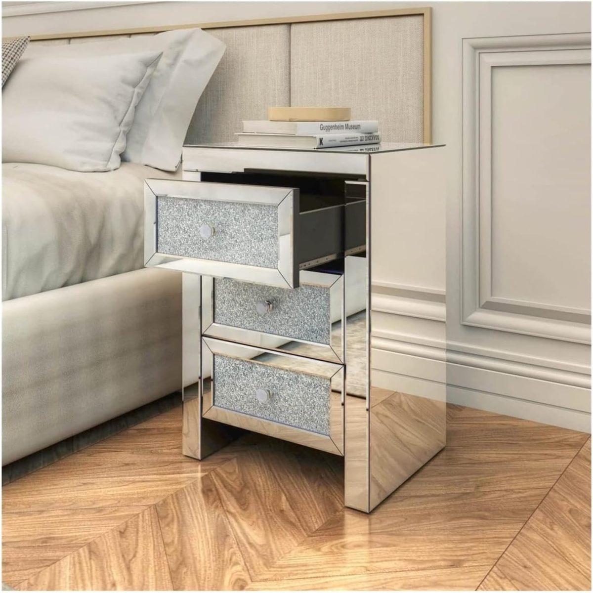 Table de Chevet Miroir Argenté avec 3 Tiroirs – Élégance et Rangement – Image 5