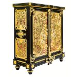 Buffet 2 Portes de Prestige – Montures en Bronze Doré 24 Carats, Incrustations de Laiton et Coquilles – Image 3