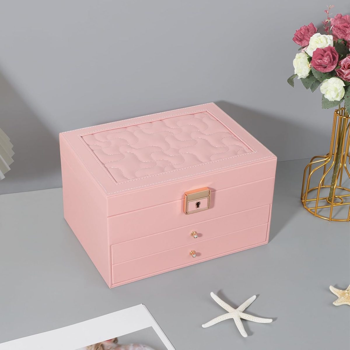 Boîte à Bijoux Multifonctionnelle en Similicuir Rose Clair avec Élégantes Finitions Dorées – Image 1