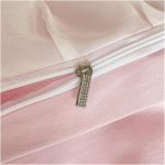 Parure de lit rose style coréen princesse en coton, dentelle et fleurs brodées – Housse de couette + drap + taies (4 pcs, King Size) – Image 6