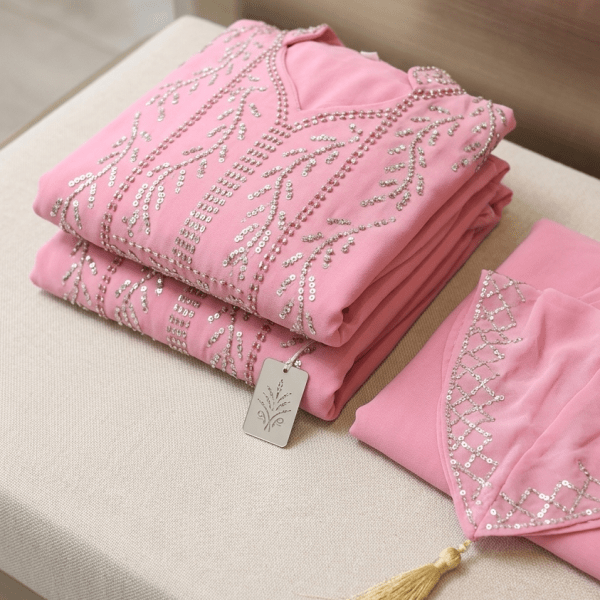 L'Élégance à l'État Pur : Abaya de Luxe