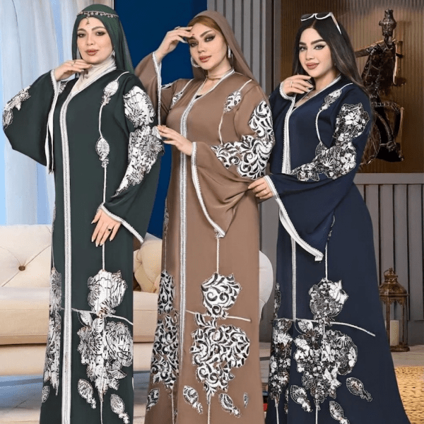  L'Élégance Orientale Redéfinie – Collection "abaya" 