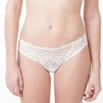 Ensemble lingerie soutien-gorge et string – Raffinement et allure féminine – Image 4