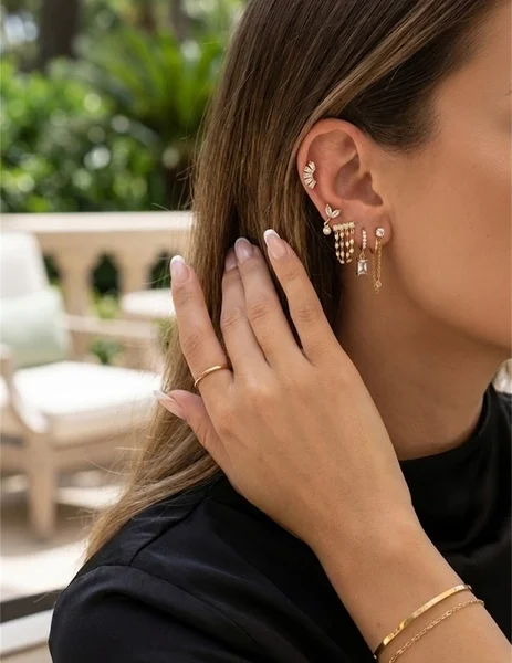 Lot de 6 Piercings Oreille en Acier Inoxydable Doré – Style & Élégance au Quotidien
