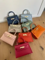 Sac à main MINI K en cuir véritable – Élégant et compact – Image 8