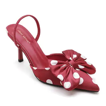 haussures à Talons Pointus Motif Pois – L'élégance Intemporelle